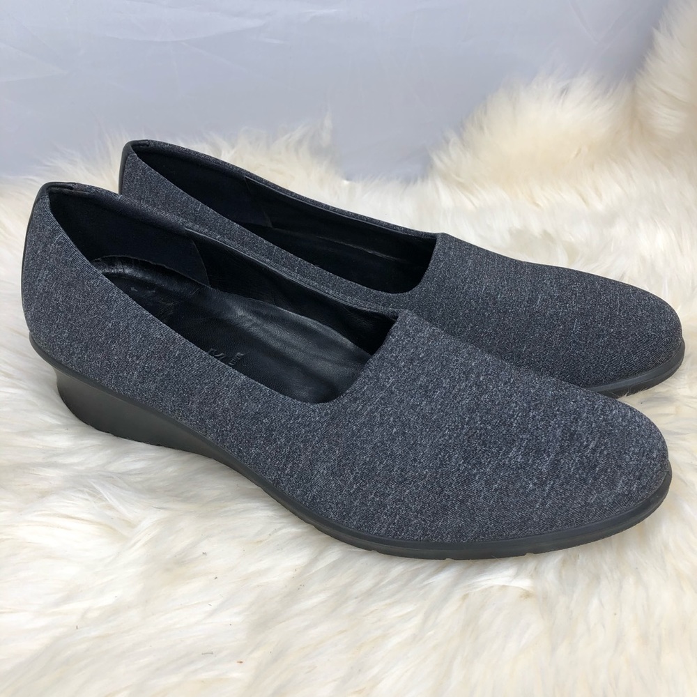 Ecco dark gray stretch upper wedge women’s size 42